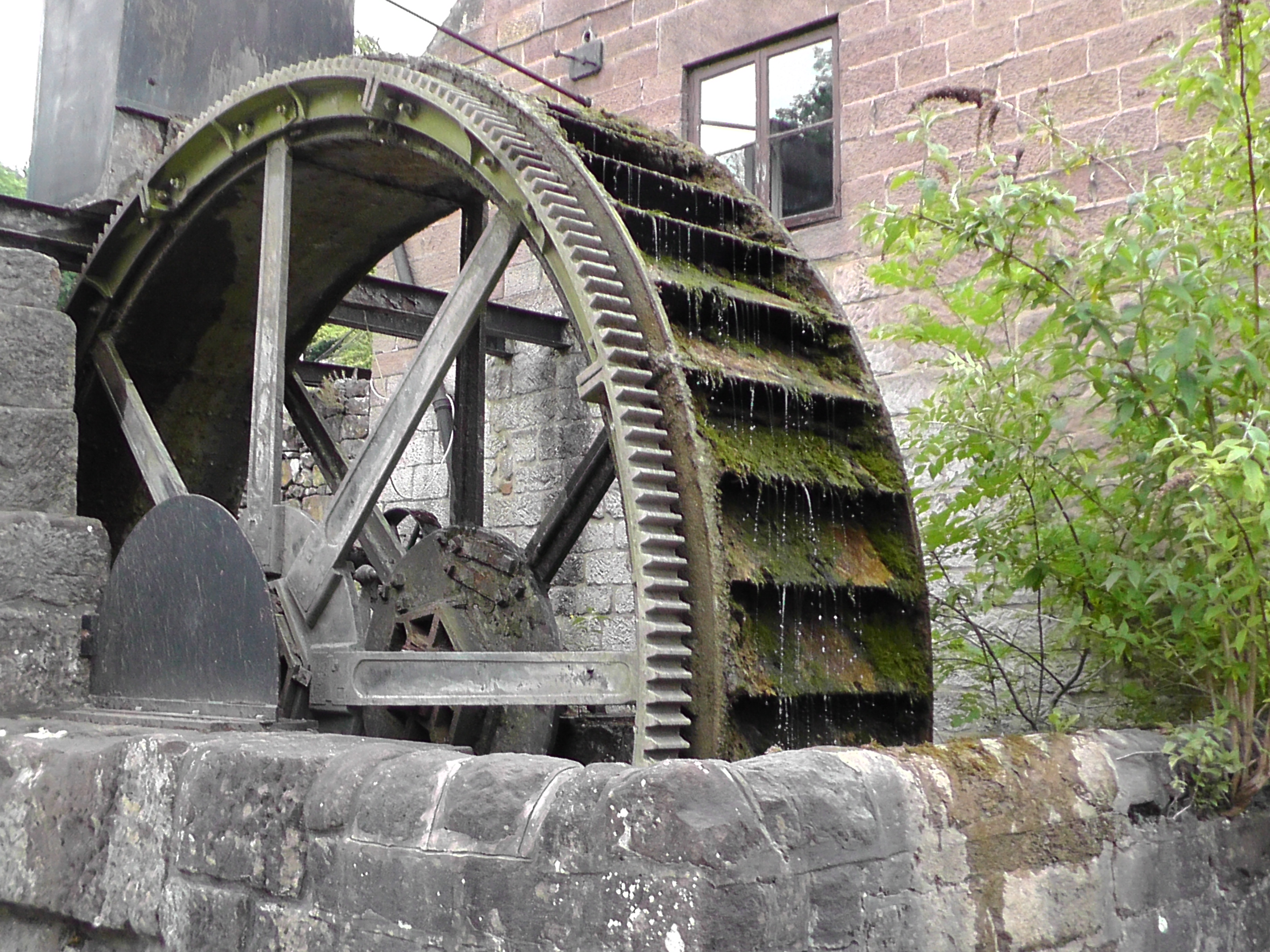 Water wheel at Cromford Pond