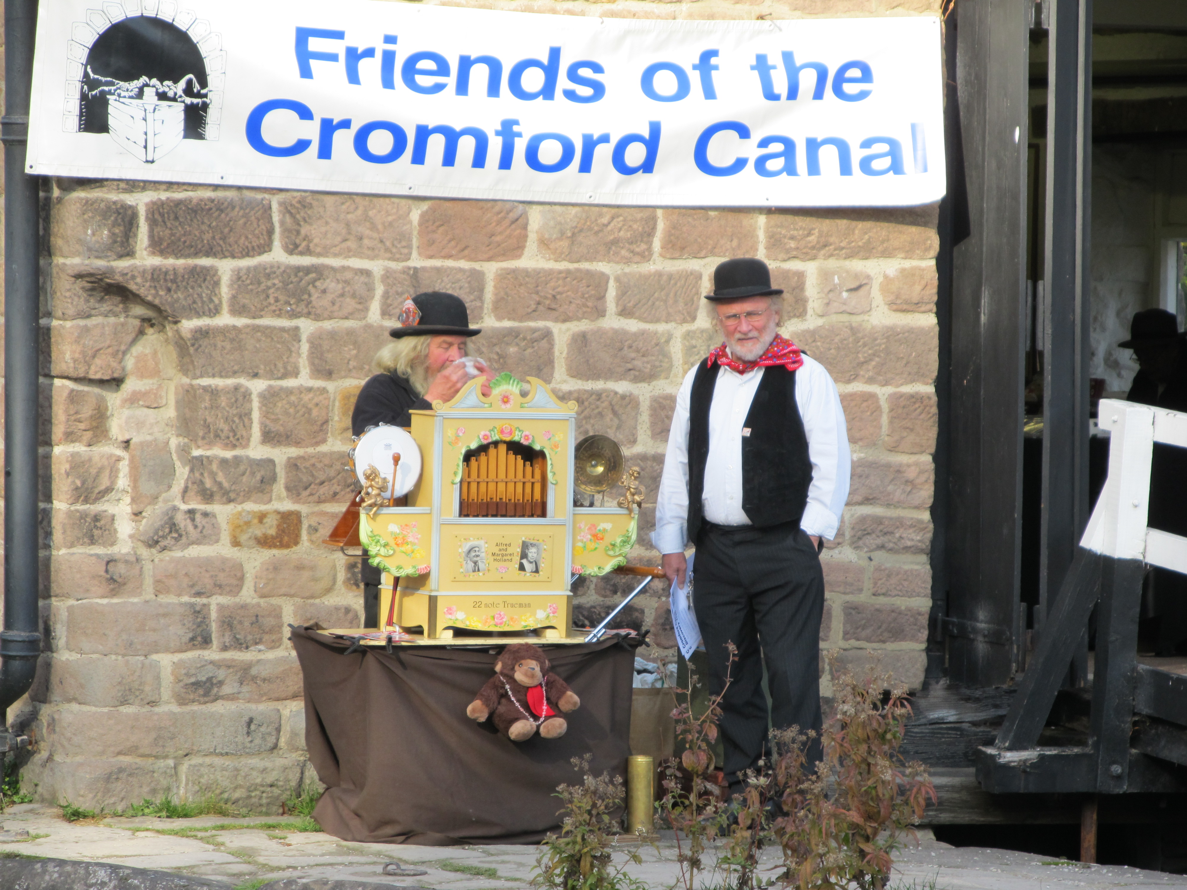 Friends of Cromford Canal street organ
